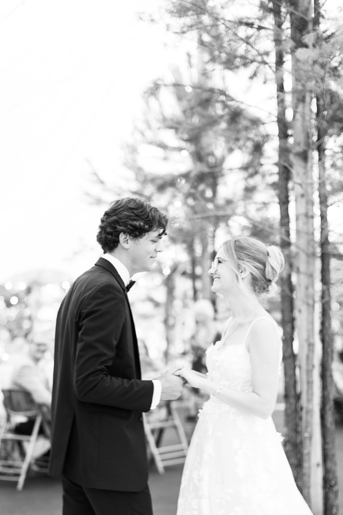 The couple during the toasts, in black and white