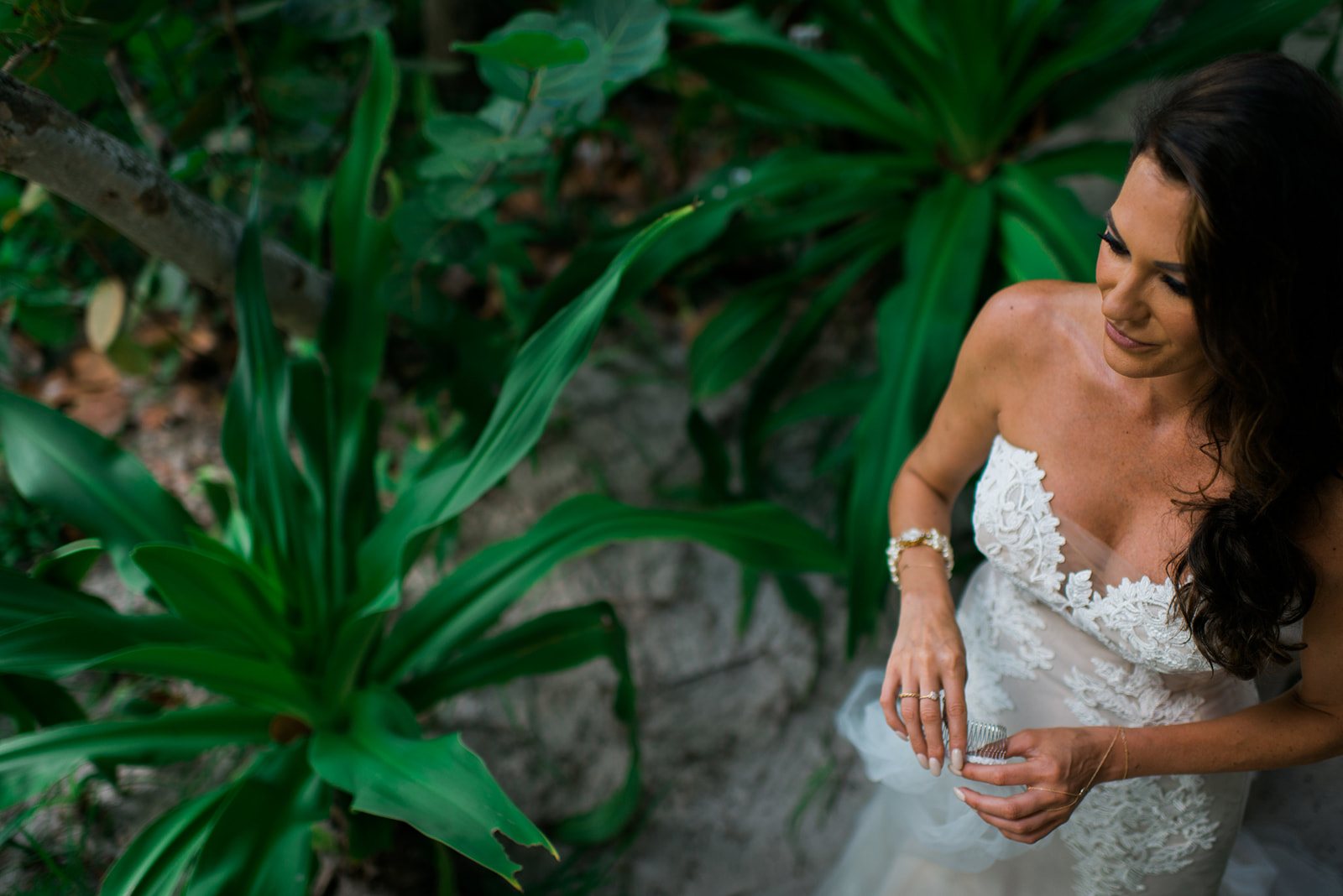 The bride among tropical plants