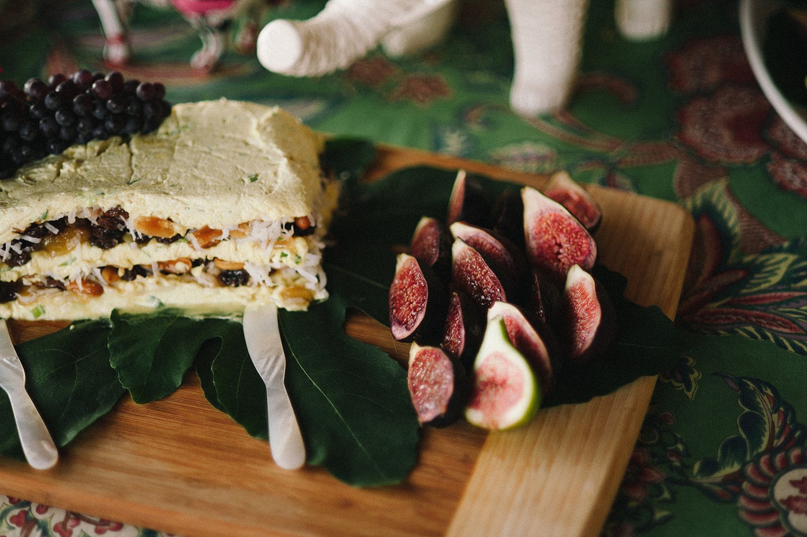 Figs and cake on a platter