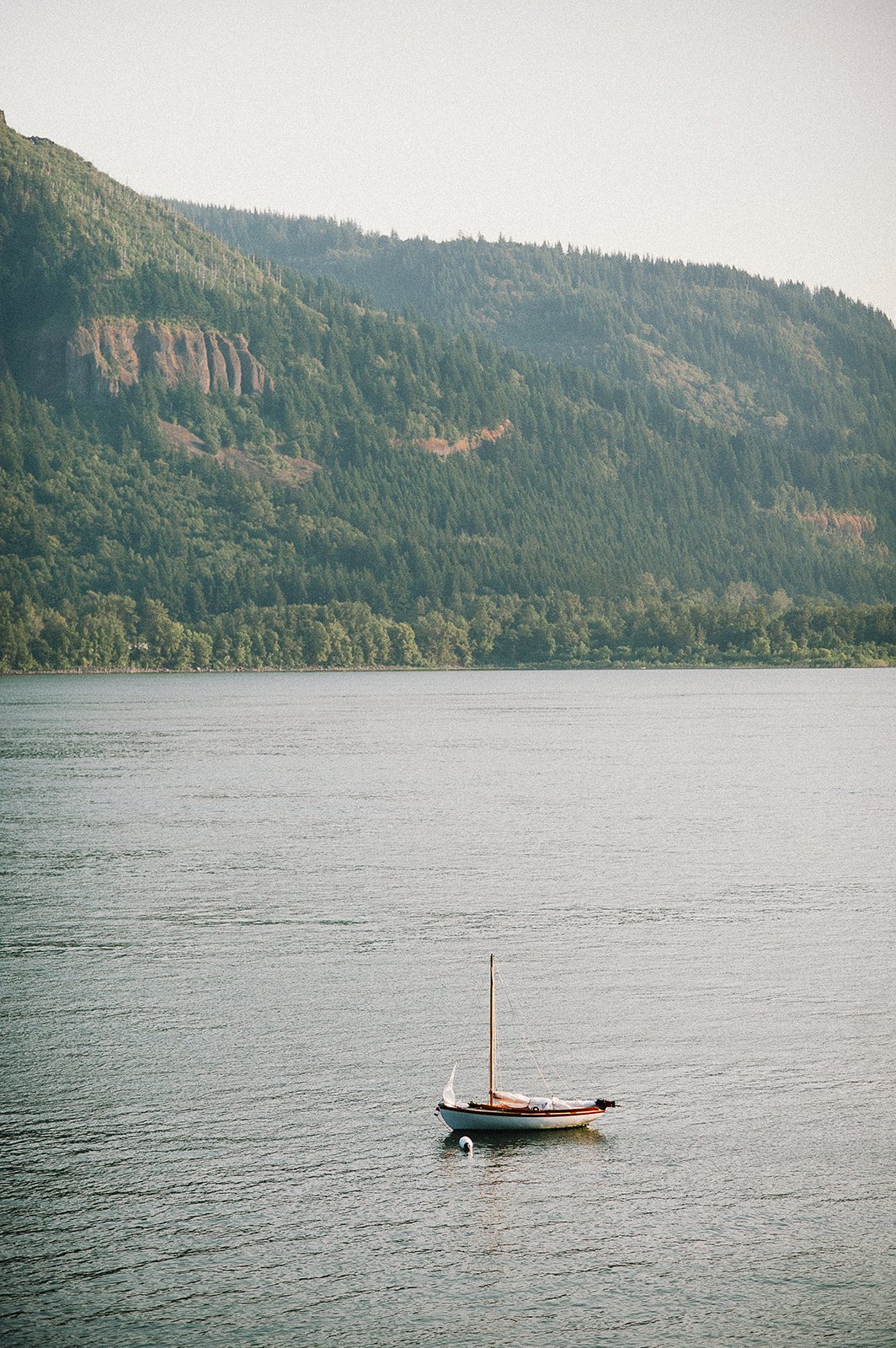 A sailboat on the Columbia River
